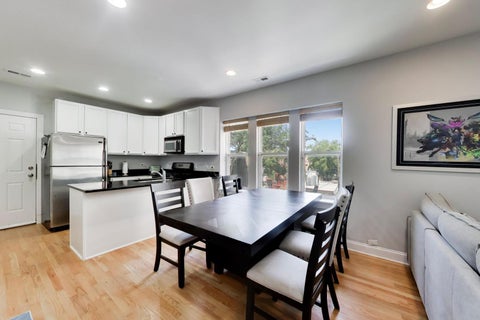 Tiny photo for 6815 N LAKEWOOD Avenue #3N, Chicago, IL 60626 (MLS # 12745376)