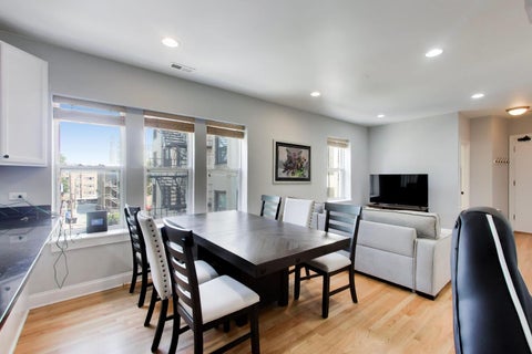 Tiny photo for 6815 N LAKEWOOD Avenue #3N, Chicago, IL 60626 (MLS # 12745376)
