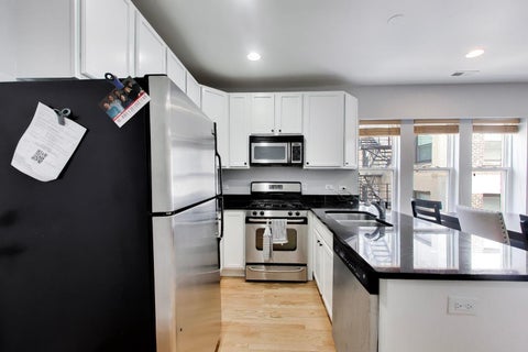 Tiny photo for 6815 N LAKEWOOD Avenue #3N, Chicago, IL 60626 (MLS # 12745376)