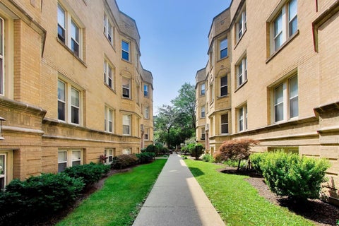 Tiny photo for 6815 N LAKEWOOD Avenue #3N, Chicago, IL 60626 (MLS # 12745376)