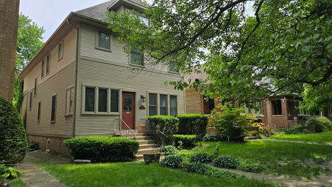 Photo of 1025 Wesley Avenue, Evanston, IL 60202 (MLS # 12388645)
