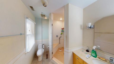 Tiny photo for 1025 Wesley Avenue, Evanston, IL 60202 (MLS # 12388645)