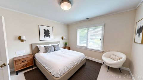 Tiny photo for 1025 Wesley Avenue, Evanston, IL 60202 (MLS # 12388645)