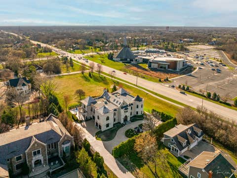 Tiny photo for 3015 Lincoln Road, Oak Brook, IL 60523 (MLS # 12603512)