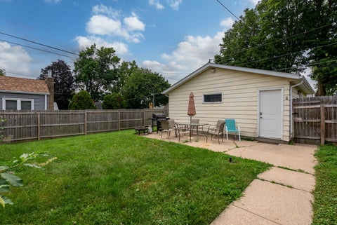Tiny photo for 728 24th Street, Bettendorf, IA 52722 (MLS # 12743612)