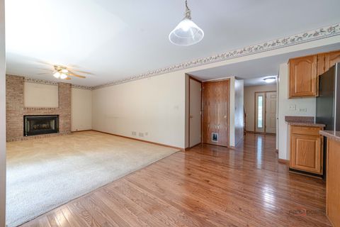 Tiny photo for 1889 Mcrae Lane, Mundelein, IL 60060 (MLS # 12683281)