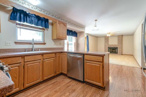 Tiny photo for 1889 Mcrae Lane, Mundelein, IL 60060 (MLS # 12683281)