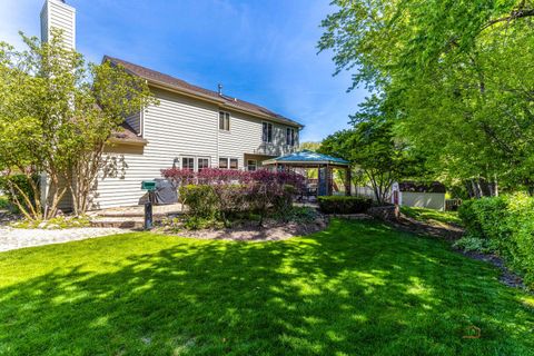 Tiny photo for 1889 Mcrae Lane, Mundelein, IL 60060 (MLS # 12683281)