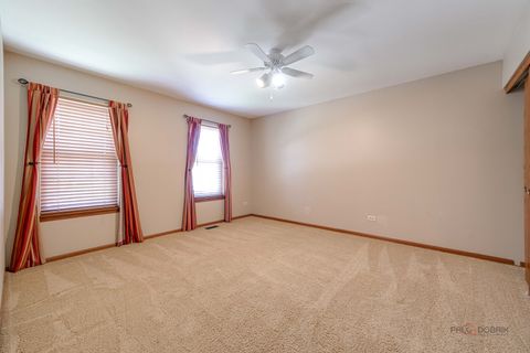 Tiny photo for 1889 Mcrae Lane, Mundelein, IL 60060 (MLS # 12683281)