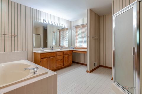 Tiny photo for 1889 Mcrae Lane, Mundelein, IL 60060 (MLS # 12683281)