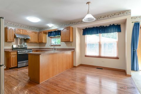 Tiny photo for 1889 Mcrae Lane, Mundelein, IL 60060 (MLS # 12683281)