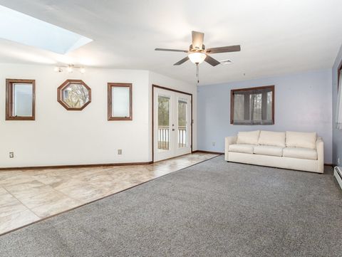 Tiny photo for 270 E Southmor Road, Morris, IL 60450 (MLS # 12520254)