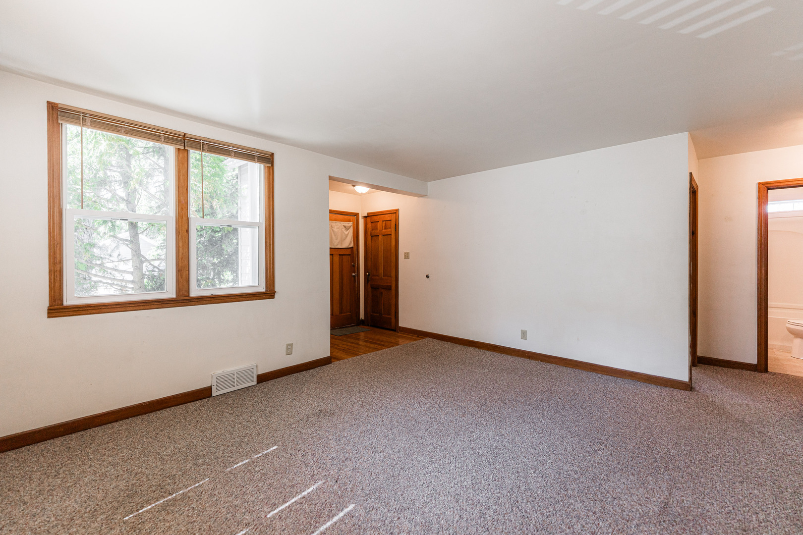 512 N 6th Street 1st-Floor