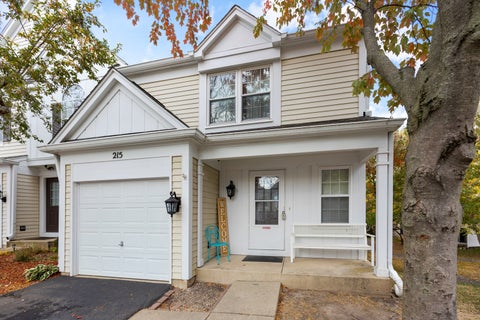 Photo of 215 Half Moon Circle, Aurora, IL 60504 (MLS # 12797721)