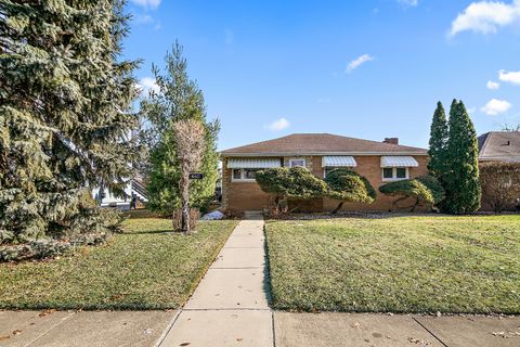 Tiny photo for 460 S Winfield Avenue, Kankakee, IL 60901 (MLS # 12524356)