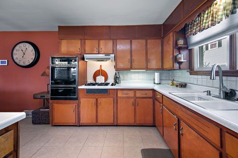 Tiny photo for 460 S Winfield Avenue, Kankakee, IL 60901 (MLS # 12524356)