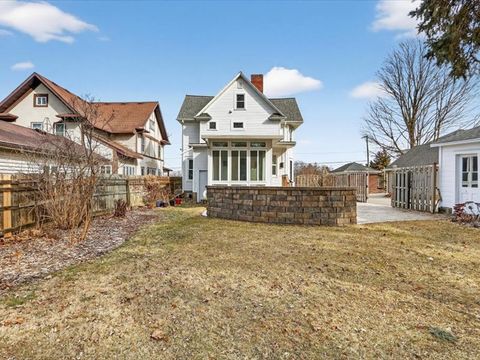 Tiny photo for 14 N Harlem Avenue, Freeport, IL 61032 (MLS # 12629051)