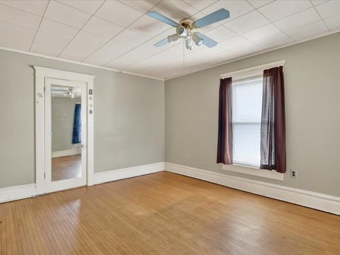 Tiny photo for 14 N Harlem Avenue, Freeport, IL 61032 (MLS # 12629051)