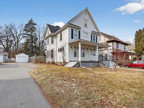 Tiny photo for 14 N Harlem Avenue, Freeport, IL 61032 (MLS # 12629051)