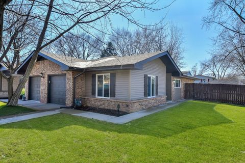 Photo of 327 S Jackson Street, Batavia, IL 60510 (MLS # 12613917)