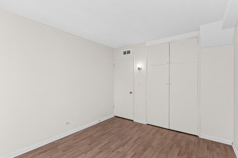 Tiny photo for 7204 Oak Avenue #1NW, River Forest, IL 60305 (MLS # 12544304)