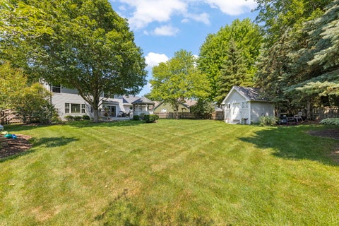 Tiny photo for 571 Lakeview Drive, Oswego, IL 60543 (MLS # 12701244)