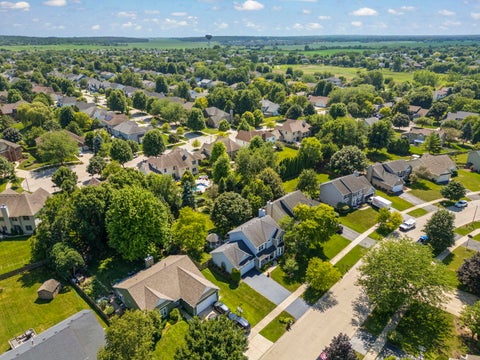 Tiny photo for 571 Lakeview Drive, Oswego, IL 60543 (MLS # 12701244)