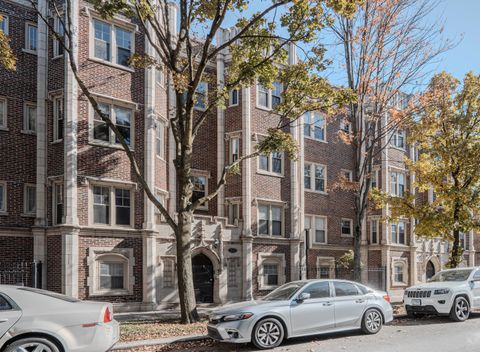 Tiny photo for 7037 S Crandon Avenue #219, Chicago, IL 60649 (MLS # 12562837)