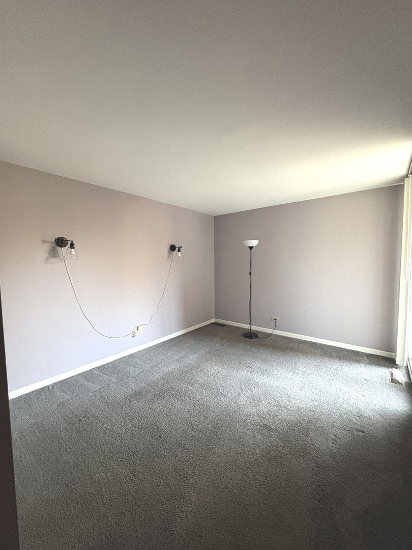 6010 Oakwood Drive 1H