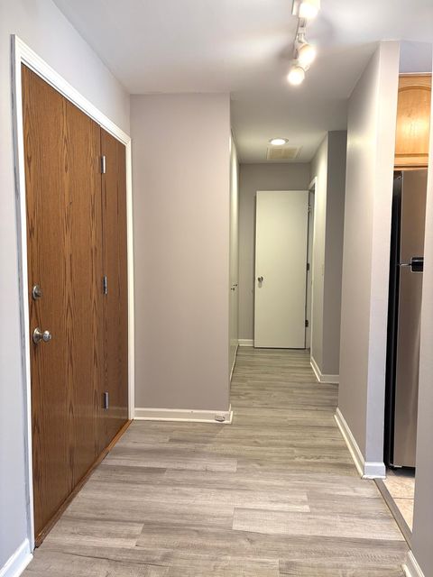 Tiny photo for 6010 Oakwood Drive #1H, Lisle, IL 60532 (MLS # 12614829)