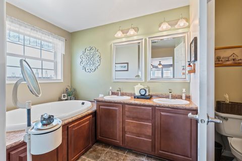 Tiny photo for 3015 N 1600 East Road, Clifton, IL 60927 (MLS # 12595607)