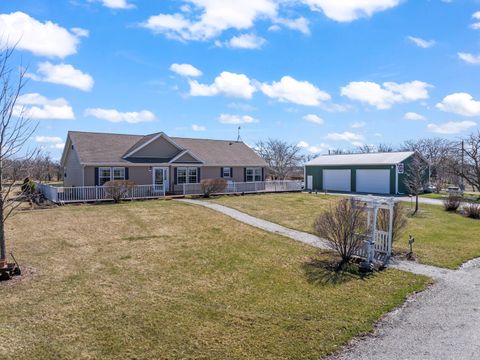 Photo of 3015 N 1600 East Road, Clifton, IL 60927 (MLS # 12595607)