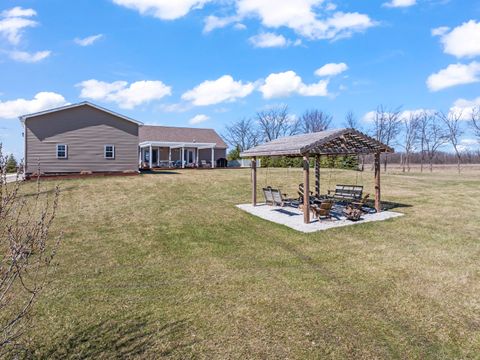 Tiny photo for 3015 N 1600 East Road, Clifton, IL 60927 (MLS # 12595607)