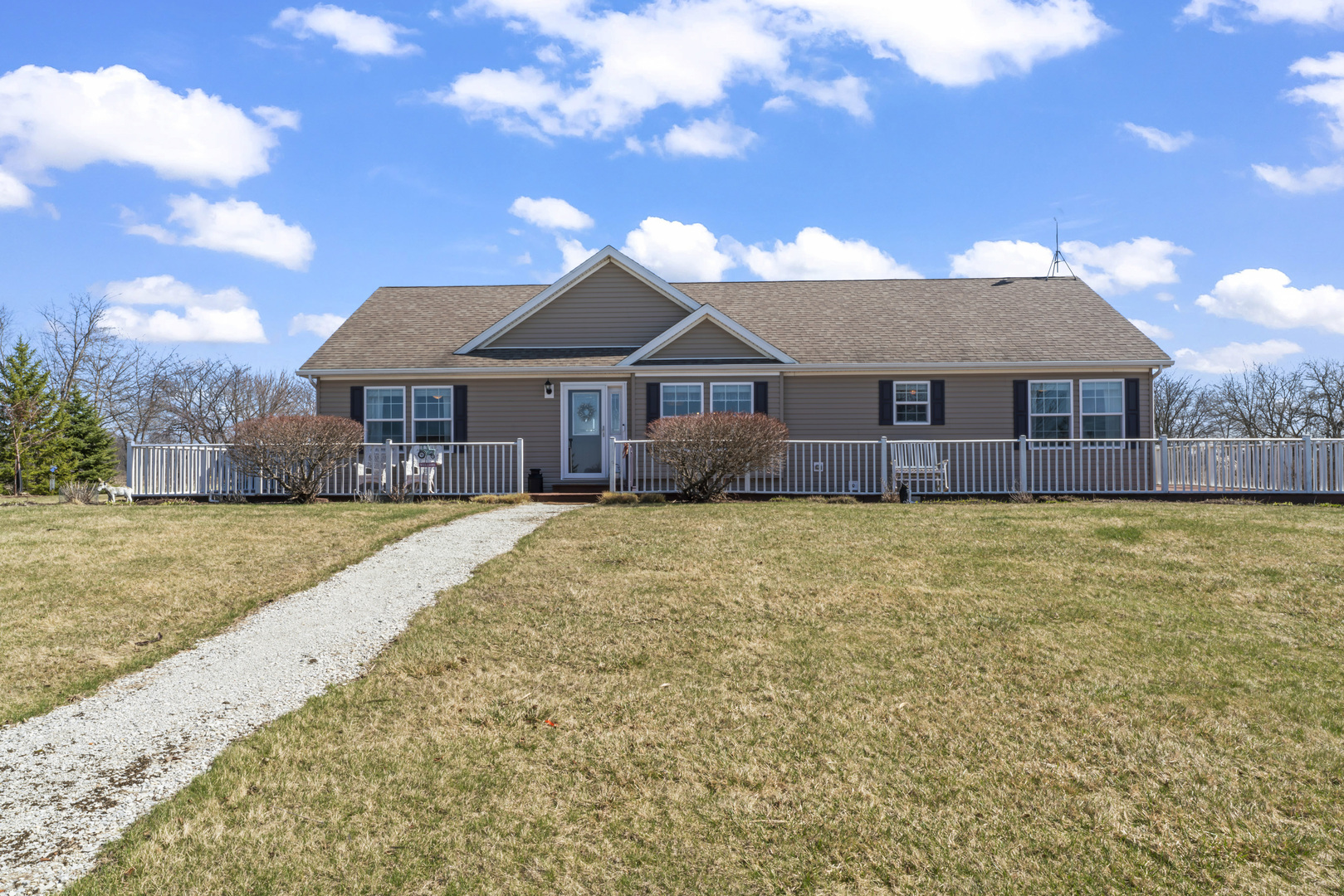 3015 N 1600 East Road