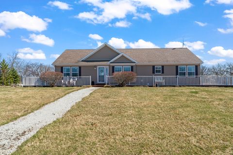 Tiny photo for 3015 N 1600 East Road, Clifton, IL 60927 (MLS # 12595607)