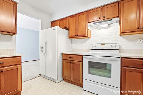 Tiny photo for 578 Pine Grove Avenue, Gurnee, IL 60031 (MLS # 12476794)