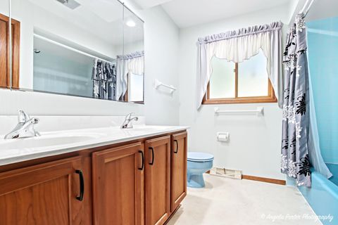Tiny photo for 578 Pine Grove Avenue, Gurnee, IL 60031 (MLS # 12476794)