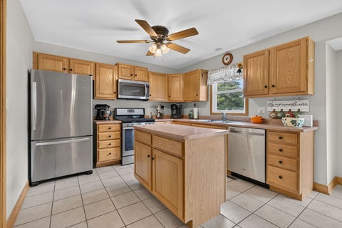 Tiny photo for 706 Country Squire Court, Morris, IL 60450 (MLS # 12756127)