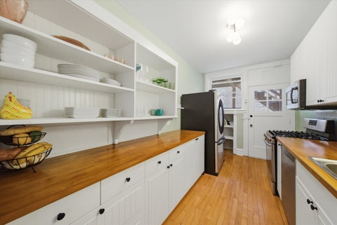 Tiny photo for 1425 W Summerdale Avenue #2AB, Chicago, IL 60640 (MLS # 12668299)