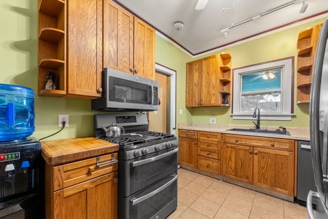 Tiny photo for 2664 Harrison Street, Davenport, IA 52806 (MLS # 12722831)