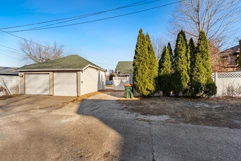 Tiny photo for 2664 Harrison Street, Davenport, IA 52806 (MLS # 12722831)