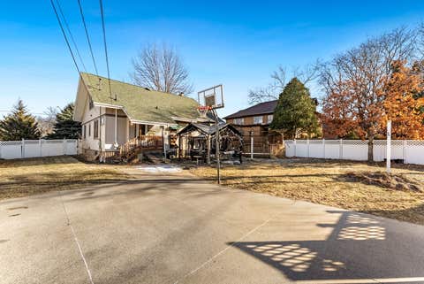 Tiny photo for 2664 Harrison Street, Davenport, IA 52806 (MLS # 12722831)
