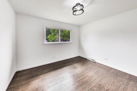 Tiny photo for 10128 Parke Avenue, Oak Lawn, IL 60453 (MLS # 12748898)