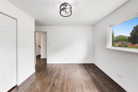 Tiny photo for 10128 Parke Avenue, Oak Lawn, IL 60453 (MLS # 12748898)