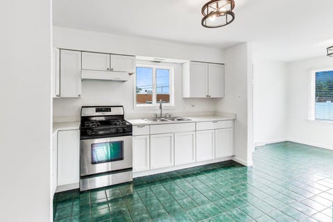 Tiny photo for 10128 Parke Avenue, Oak Lawn, IL 60453 (MLS # 12748898)