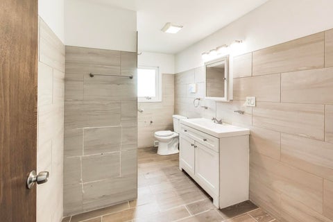 Tiny photo for 10128 Parke Avenue, Oak Lawn, IL 60453 (MLS # 12748898)