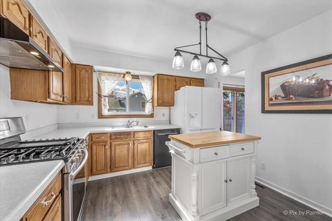 Tiny photo for 1035 Shadowood Lane, Crystal Lake, IL 60014 (MLS # 12502326)