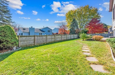 Tiny photo for 1035 Shadowood Lane, Crystal Lake, IL 60014 (MLS # 12502326)