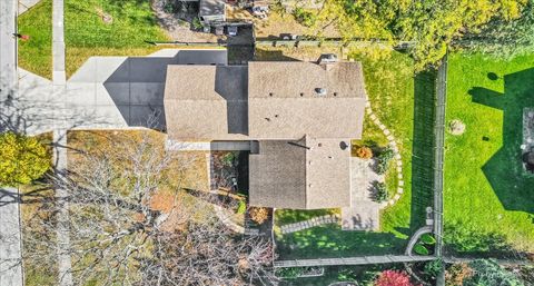 Tiny photo for 1035 Shadowood Lane, Crystal Lake, IL 60014 (MLS # 12502326)