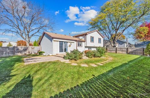 Tiny photo for 1035 Shadowood Lane, Crystal Lake, IL 60014 (MLS # 12502326)